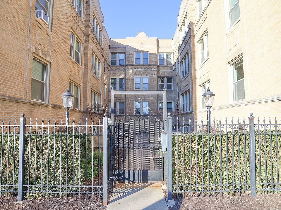 1st image of 2850 W Eastwood Ave #3