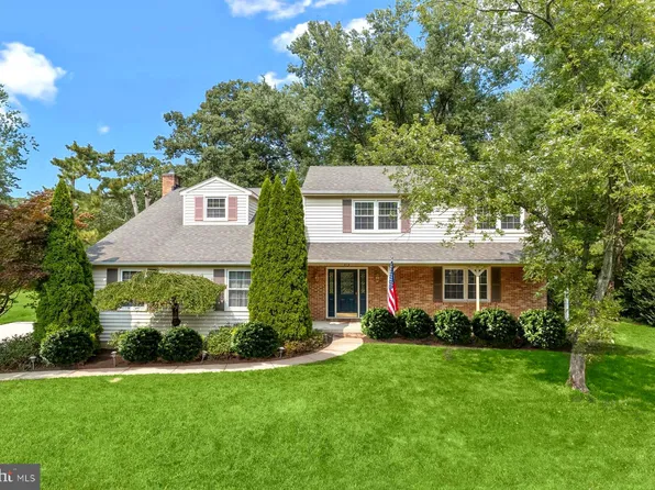 319 Saint Bees Dr, Severna Park, MD 21146