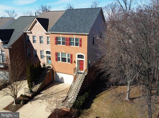 1911 Logan Manor Dr, Reston, VA 20190