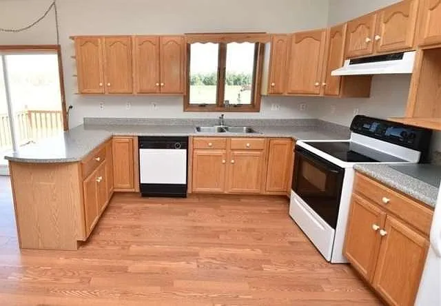 1 bed, 855 sqft, $1,280 — Photo 1
