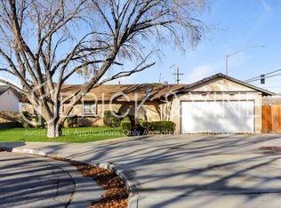 44353 Downsview Rd, Lancaster, CA 93535