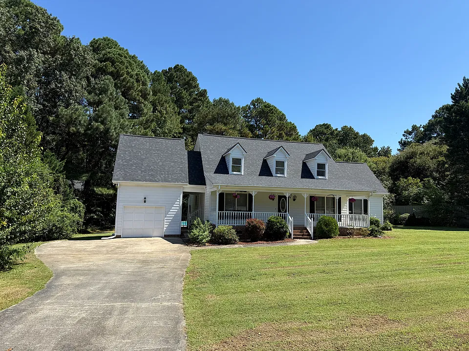 4301 Ellinwood Dr