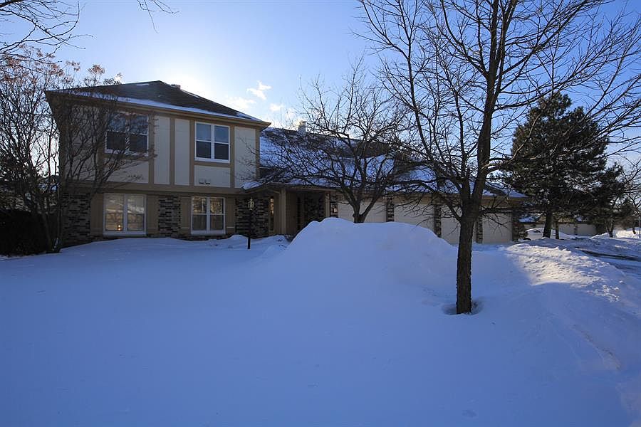 1st image of 187 E Bluewater Ln