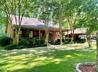 65 Acorn Aly, West Point, MS 39773