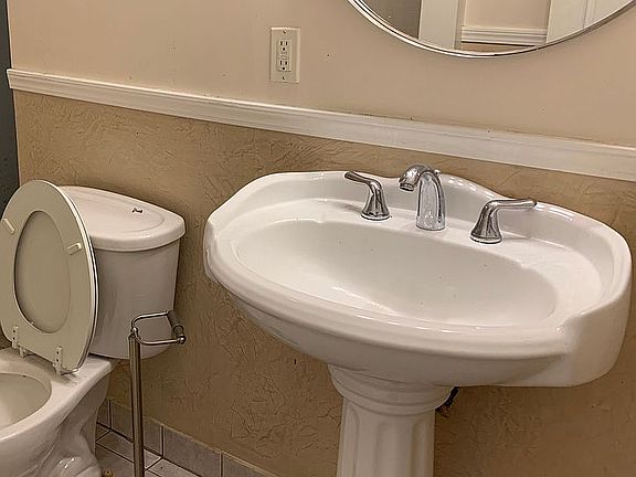 3rd image of 325 Lafayette St Unit 3205