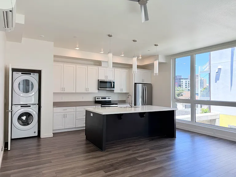 3778 Park Blvd #6 — Photo 6