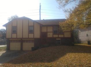 5301 Crest Dr, Kansas City, KS 66106