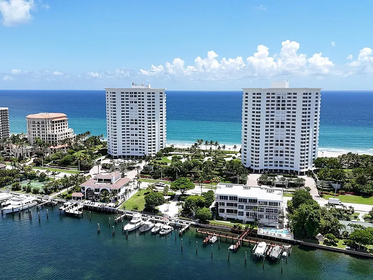 500 S Ocean Blvd #1009 — Photo 1