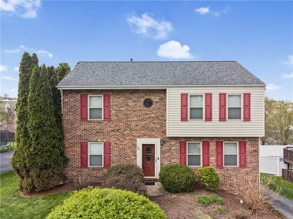 440 Shelbourne Dr, Pittsburgh, PA 15239