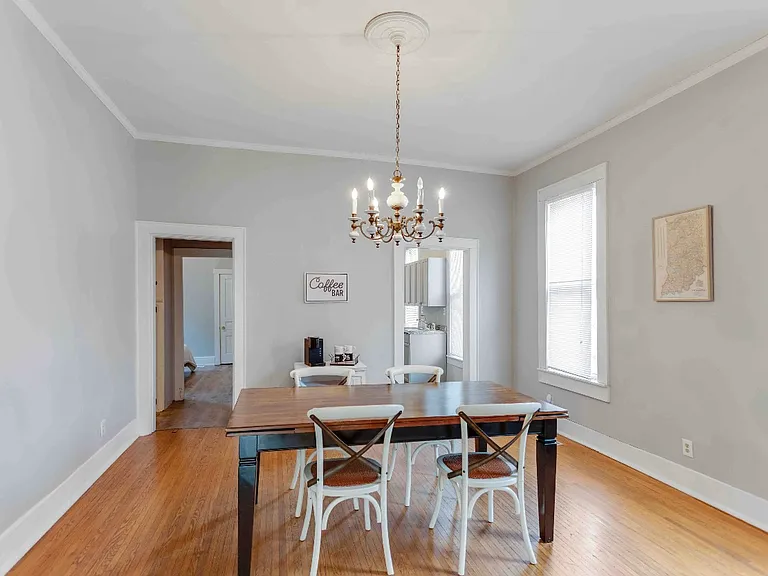 822 SE Riverside Dr #822 — Photo 7