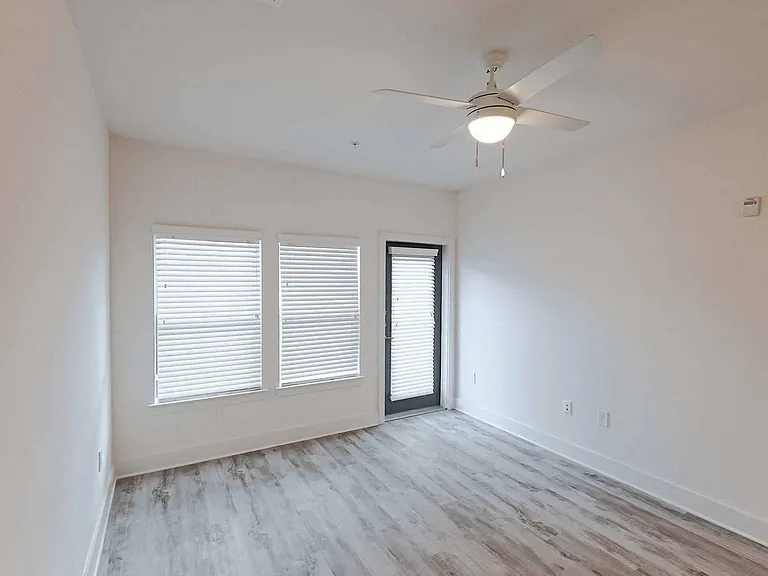 Forena Luxury Living — Photo 103