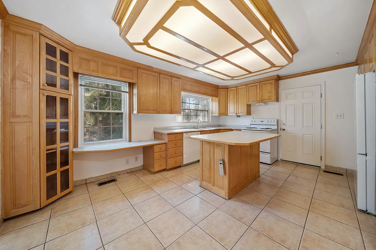 2 bed, 1.5 bath, 1500 sqft, $1,795 — Photo 3