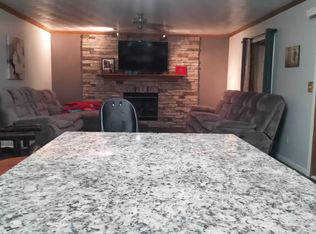 1343 Quail Ct, Youngstown, OH