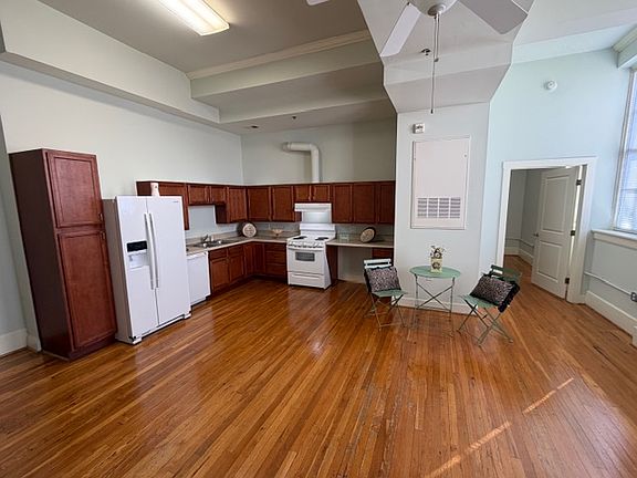 3rd image of 299-201 N 9th St #210-103