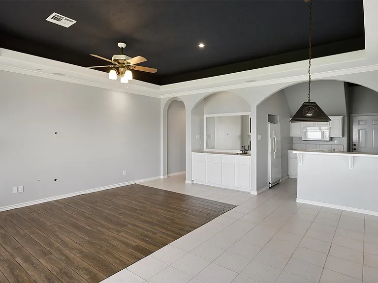 16 Regency Point — Photo 17
