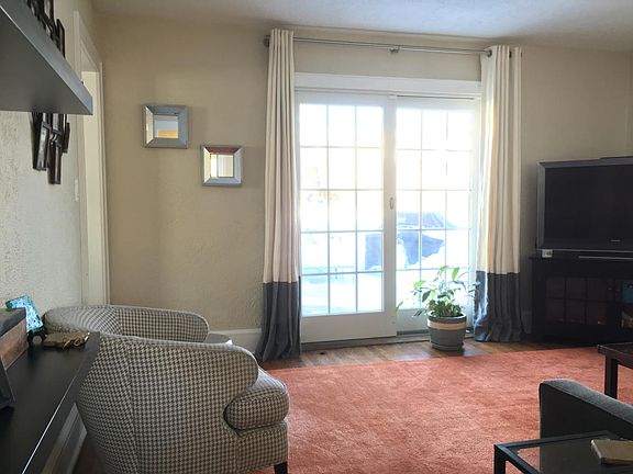 3rd image of 20 Harwood Ave