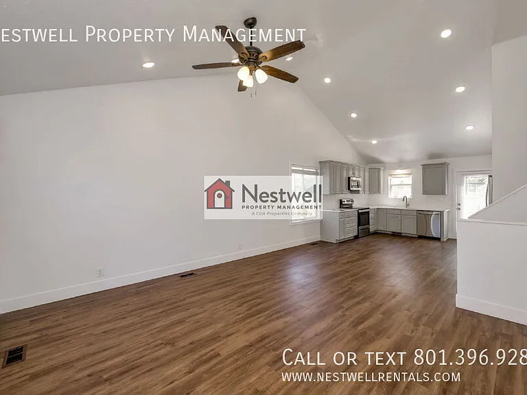 3131 Applewood Dr — Photo 9