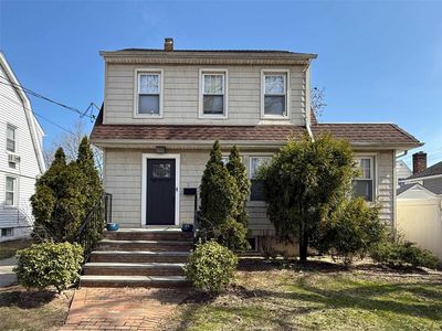 2 Devon Street, Lynbrook, NY, 11563