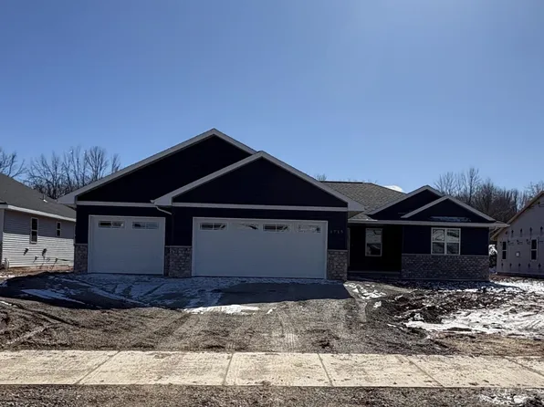 1715 Betty Jean Ln, Green Bay, WI 54313