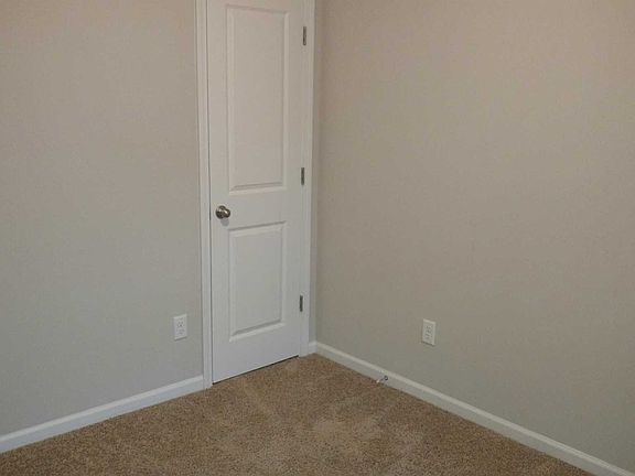 3rd image of 253 Allans Mill Dr
