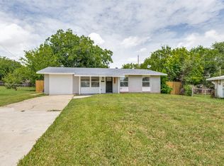 3221 Ridgeview Cir, Irving, TX 75062