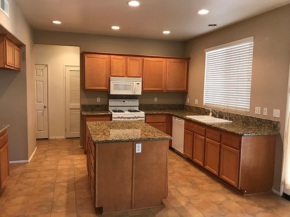2nd image of 23620 Coast Live Oak Ln