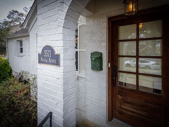 4th image of 3571 Mimosa Ave