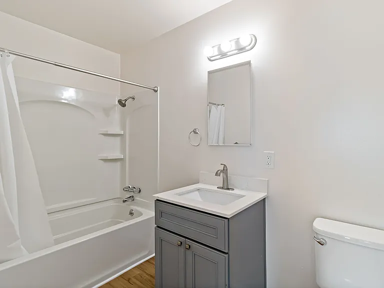 2409 Standard Ave #7 — Photo 20