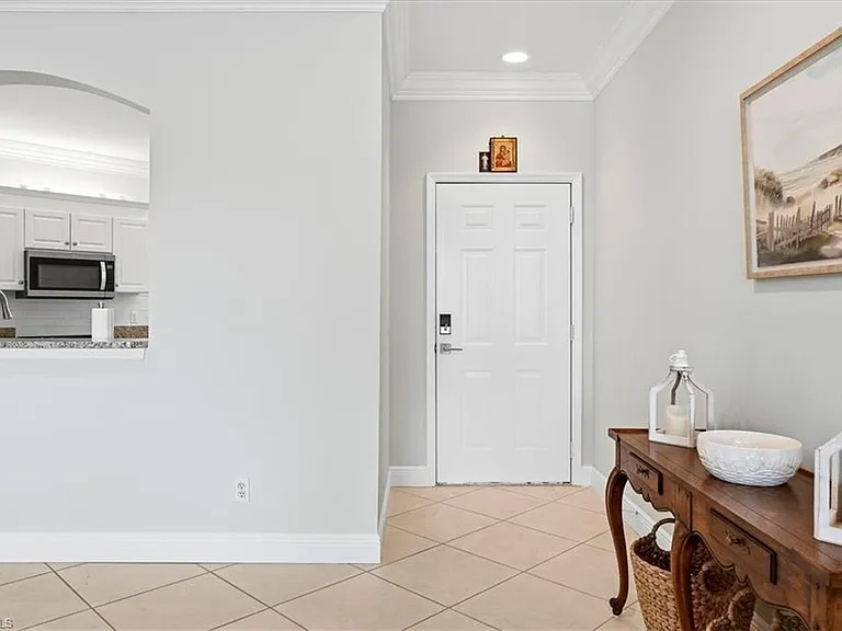 5963 Sand Wedge Ln #203 — Photo 2