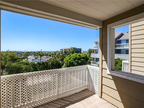 20331 Bluffside Cir #A-320, Huntington Beach, CA 92646