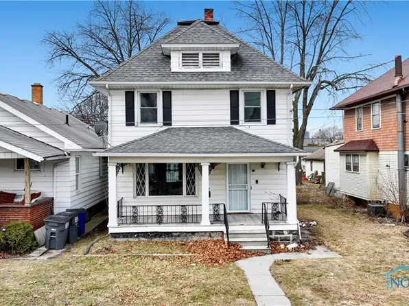 322 Valleywood Dr, Toledo, OH 43605