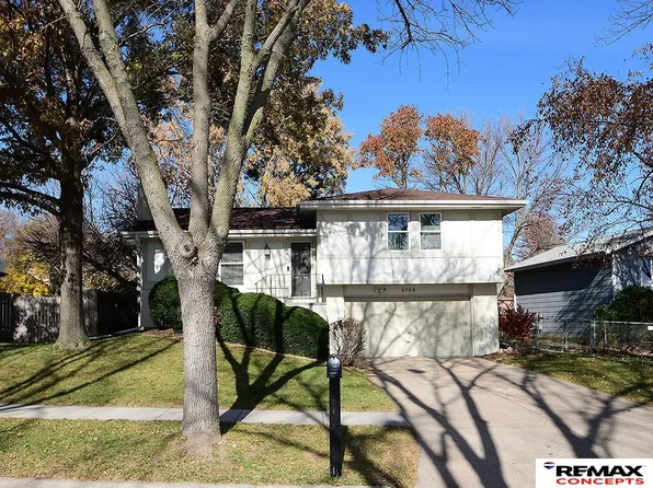3708 Briarwood Ave, Lincoln, NE 68516