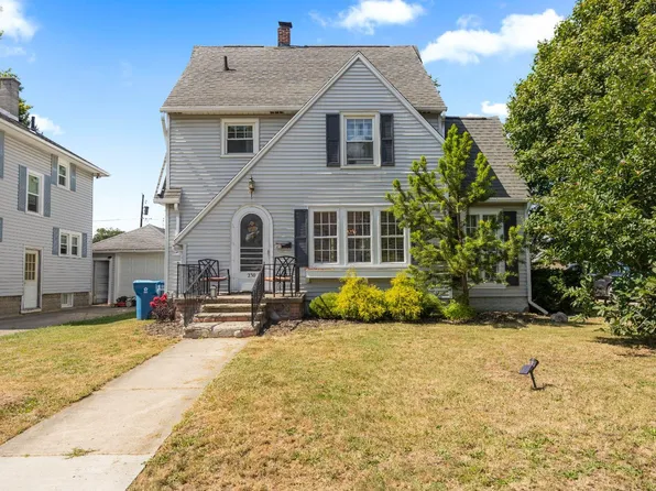 230 N Pennsylvania Ave, Fremont, OH 43420