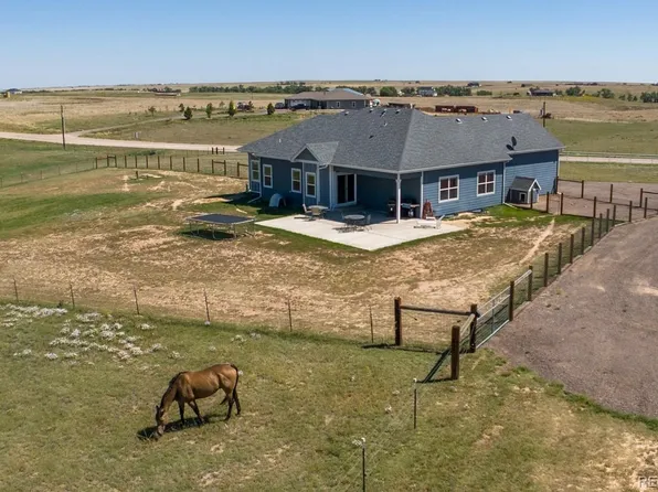 45480 Wolf Creek Drive, Bennett, CO 80102