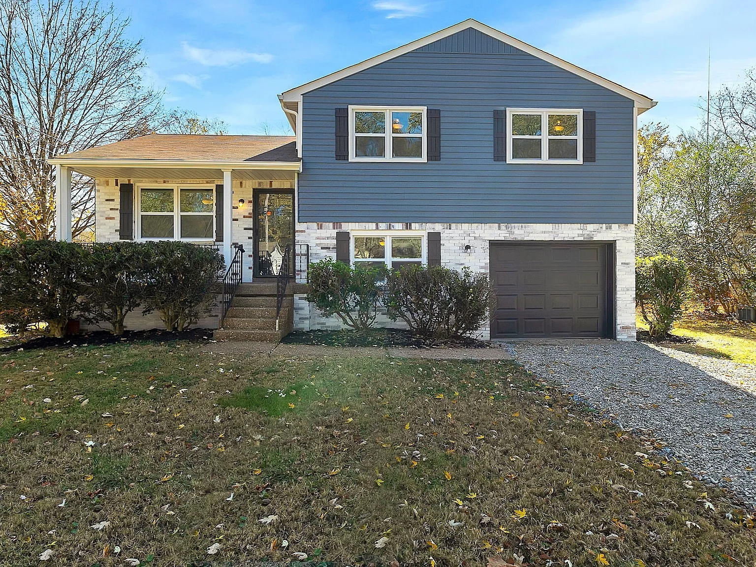 4 bed, 2.0 bath, 1288 sqft, $2,295 — Photo 1