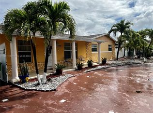 5235 NW 167th St, Miami Gardens, FL 33055