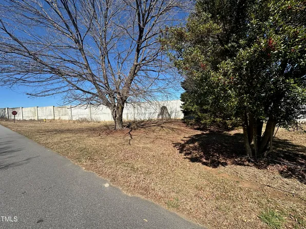 401 Montcrest Dr #22, Kernersville, NC 27284