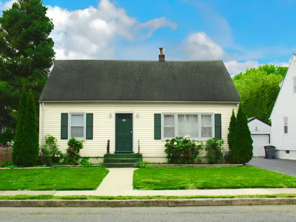 355 Euclid Avenue, Manasquan, NJ 08736