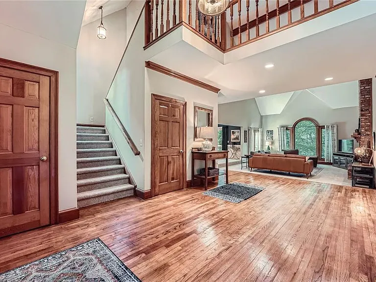 110 Boulder Dr — Photo 8