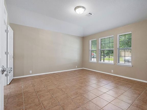 4th image of 2698 Woodspring Forest Dr