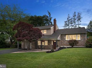 2206 Inwood Rd, Wilmington, DE 19810