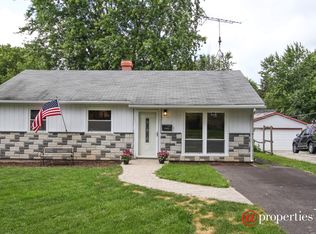 542 Wellington Ct, Mundelein, IL