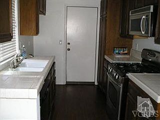 1st image of 2452 Chandler Ave Unit 4