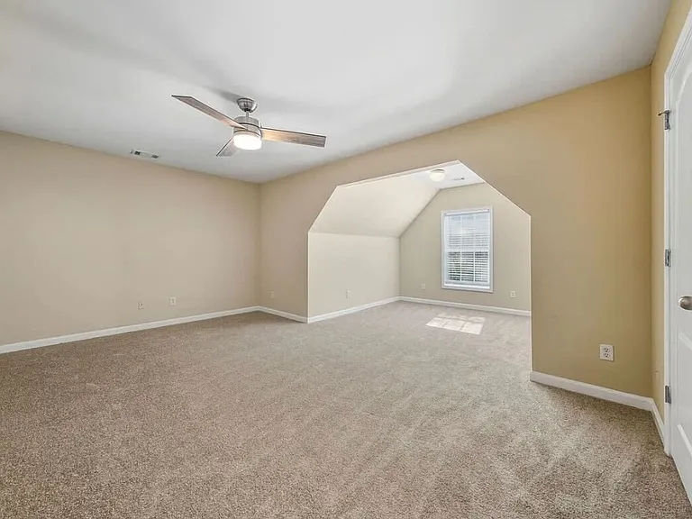 4750 Ferncrest Pl — Photo 18