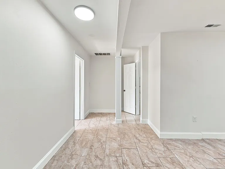 805 W New York Ave — Photo 19
