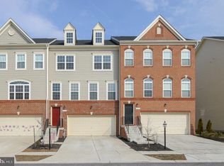1034 Pultney Ln, Glen Burnie, MD 21060