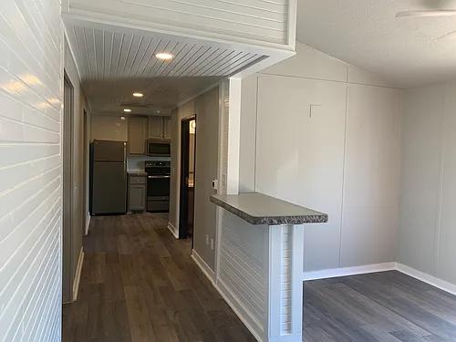 727 Dave Ln Photo 1