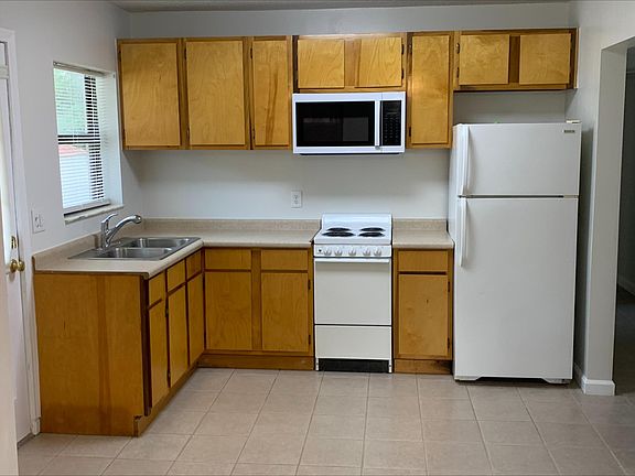 2nd image of 52 Magnolia Ave #54