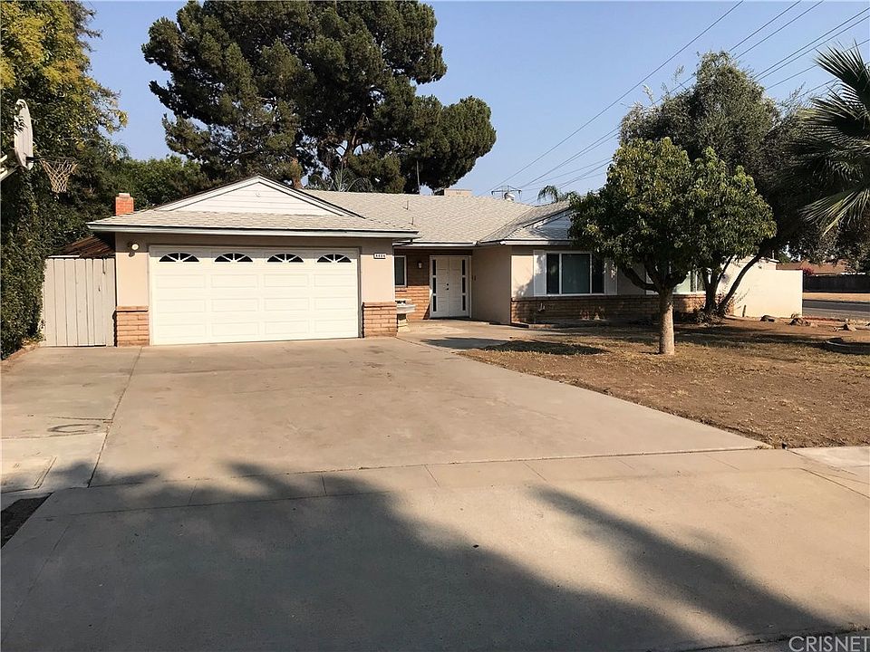 1st image of 4404 N Hacienda Dr