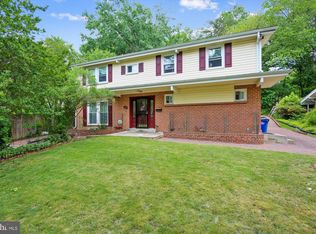 11305 Gilsan St, Silver Spring, MD 20902